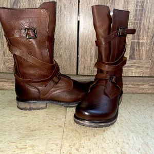 Size 91/2 brown Steve Madden biker boots